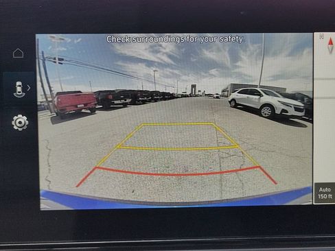 Used 2025 Hyundai Elantra SEL FWD image 25