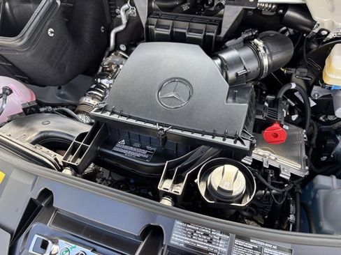 Used 2025 Mercedes-Benz Sprinter 2500 image 29