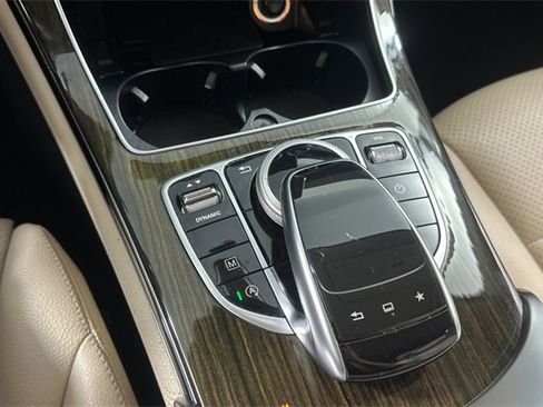 Used 2016 Mercedes-Benz GLC 300 4MATIC image 33