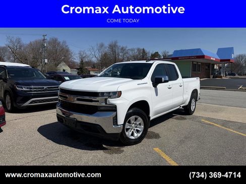Used 2021 Chevrolet Silverado 1500 LT w/ Safety Package II AWD/4WD image 1