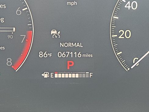 Used 2024 Honda HR-V Sport image 2