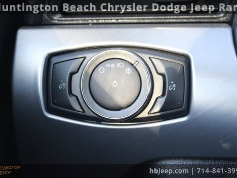 Used 2023 Ford Mustang Premium image 18