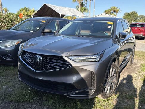 Used 2025 Acura MDX FWD w/ Technology Package image 3