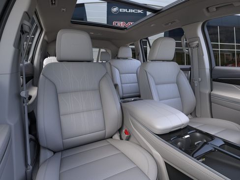 New 2027 Buick Enclave Avenir w/ LPO, Floor Liner Package AWD/4WD image 16