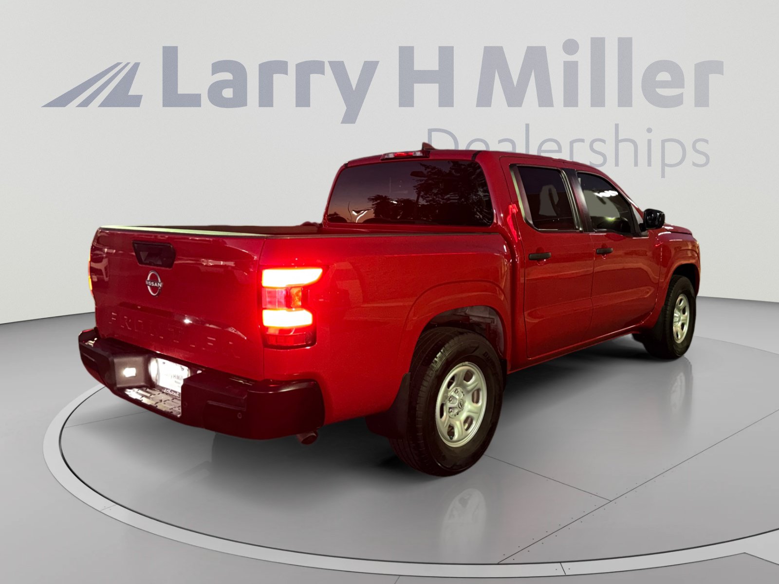 Used 2022 Nissan Frontier S w/ Technology Package RWD image 5