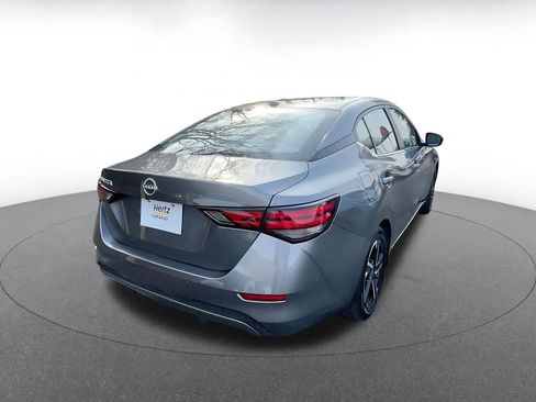 Used 2025 Nissan Sentra SV image 5