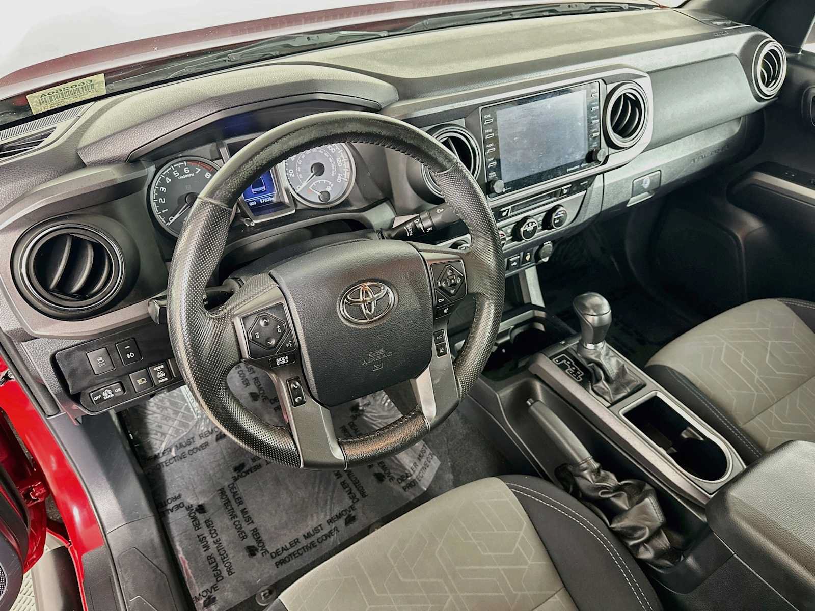 Used 2020 Toyota Tacoma TRD Off-Road w/ Technology Package AWD/4WD image 9