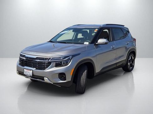 Used 2026 Kia Seltos S FWD image 8