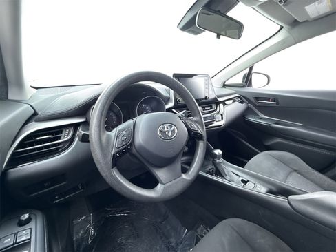 Used 2021 Toyota C-HR LE image 12