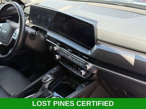 Used 2025 Kia Telluride S FWD image 30