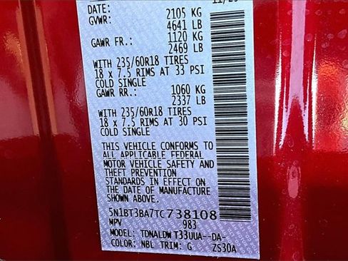 New 2026 Nissan Rogue SV image 8