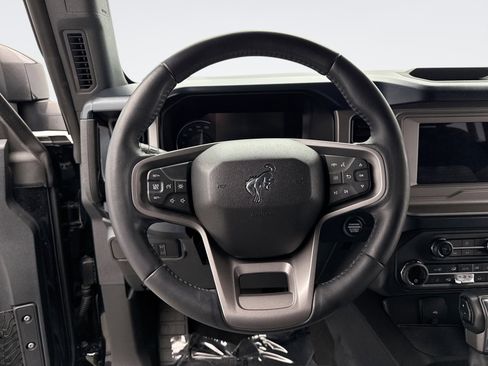 Used 2023 Ford Bronco Outer Banks image 12