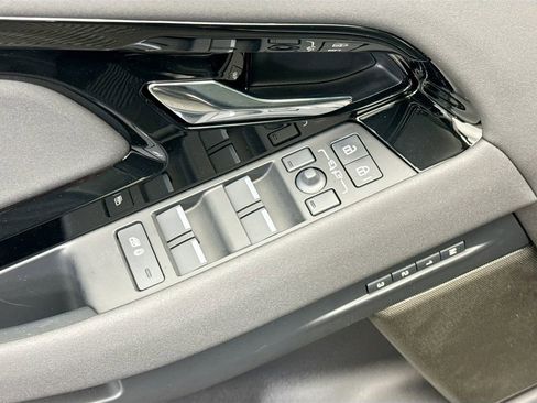 New 2026 Land Rover Range Rover Evoque S image 22
