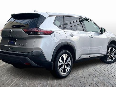 Used 2021 Nissan Rogue SV image 9