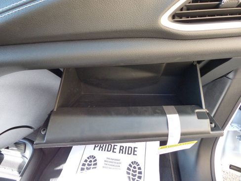 Used 2026 Chrysler Pacifica Select FWD image 52