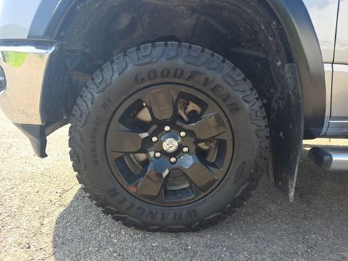 Used 2021 RAM 1500 Big Horn AWD/4WD image 10