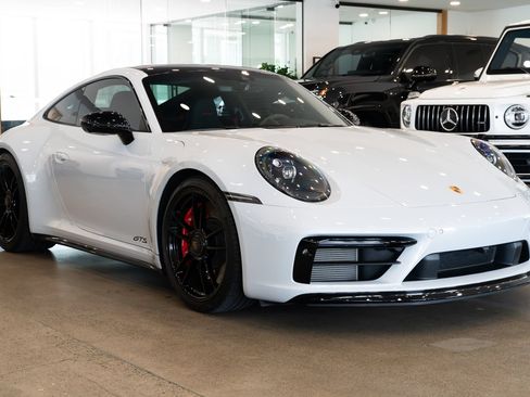 Used 2024 Porsche 911 Carrera GTS w/ Premium Package RWD image 3