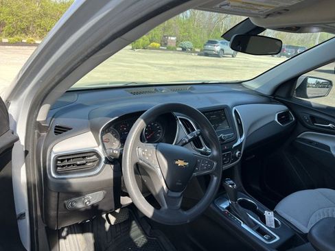 Used 2019 Chevrolet Equinox LT w/ LPO, Hit The Road Package image 10