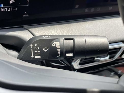 New 2026 Nissan Sentra SR w/ Floor Mat Package FWD image 22