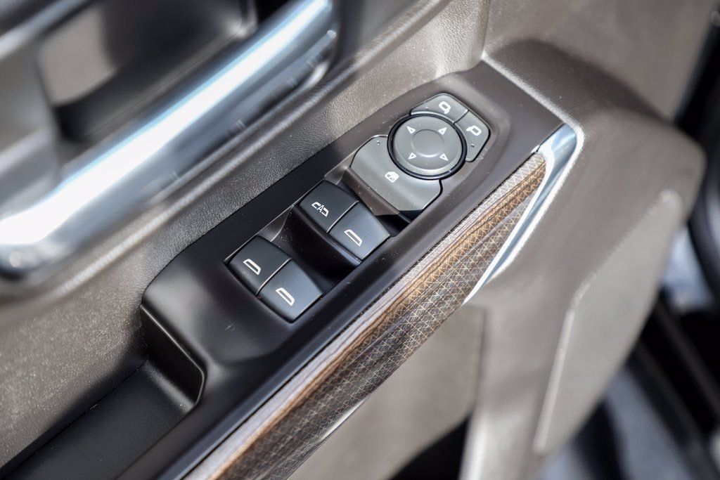 Used 2019 Chevrolet Silverado 1500 RST AWD/4WD image 10