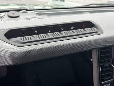 New 2025 Ford Bronco Badlands AWD/4WD image 16