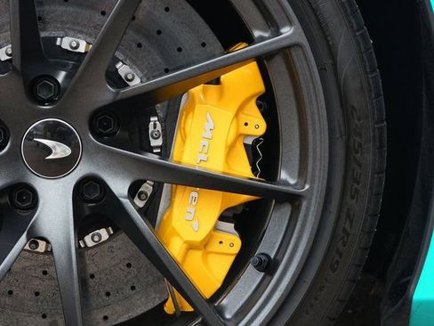 Used 2022 McLaren 720S Spider image 36