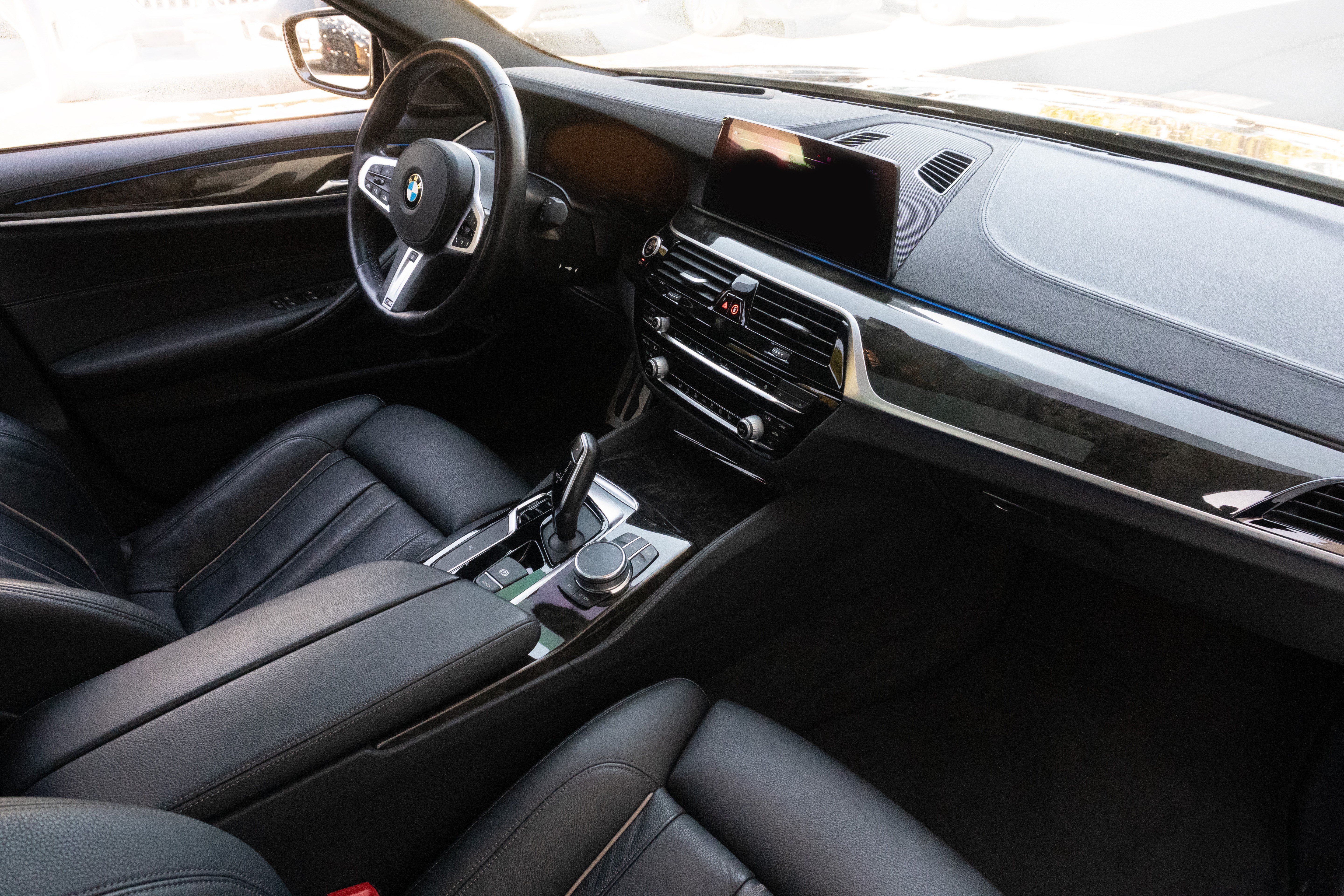 Used 2020 BMW M550i xDrive w/ Dynamic Handling Package AWD/4WD image 10