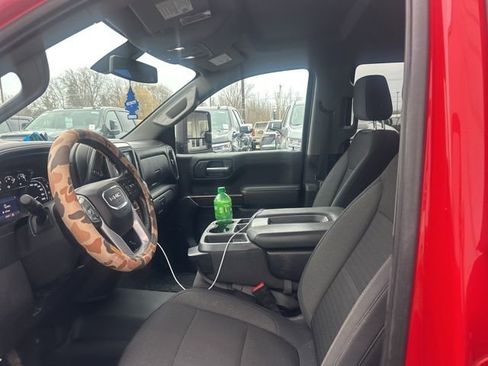 Used 2021 GMC Sierra 1500 SLE image 4