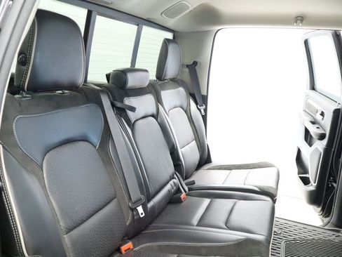 Used 2022 RAM 1500 Laramie AWD/4WD image 24