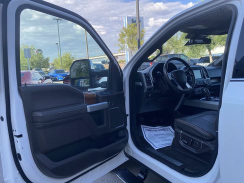 Used 2015 Ford F150 King Ranch w/ Equipment Group 601A Luxury AWD/4WD image 22