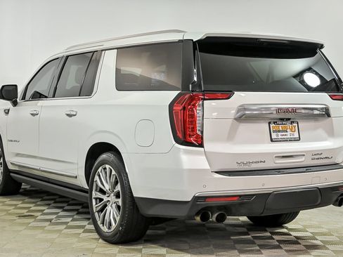Used 2021 GMC Yukon XL Denali w/ Denali Ultimate Package AWD/4WD image 6
