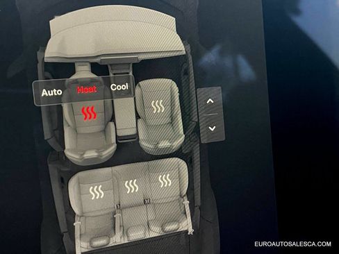 Used 2022 Tesla Model S Plaid image 31