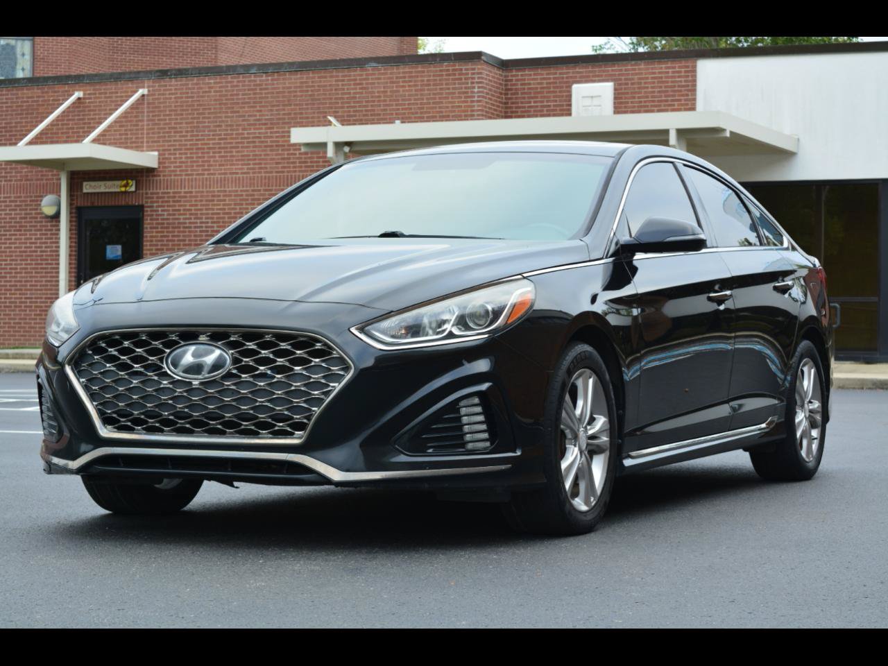 Used 2018 Hyundai Sonata Sport FWD image 1