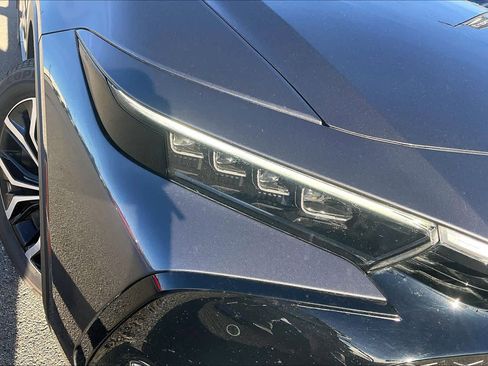 Used 2023 Toyota Crown Limited image 26