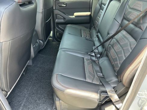 New 2026 Nissan Frontier PRO-4X w/ Pro Premium Package AWD/4WD image 17