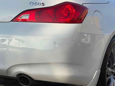 Used 2014 INFINITI Q60 Convertible w/ Premium Package RWD image 15