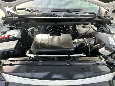 Used 2021 Chevrolet Tahoe LT w/ LT Signature Package image 26