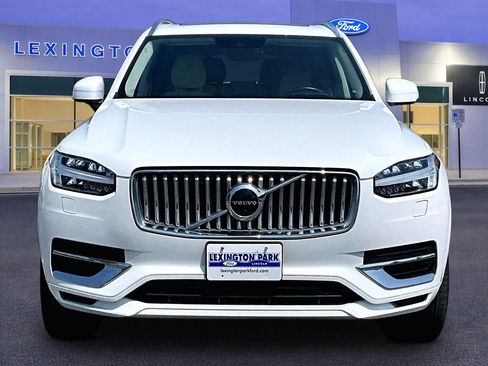 Used 2022 Volvo XC90 T8 Inscription w/ Advanced Package AWD/4WD image 2