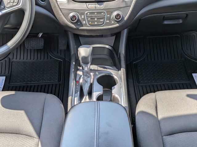 Used 2024 Chevrolet Malibu LT FWD image 17