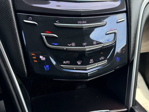 Used 2017 Cadillac XTS Luxury FWD image 41