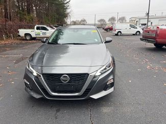 Used 2022 Nissan Altima 2.5 SL video 2