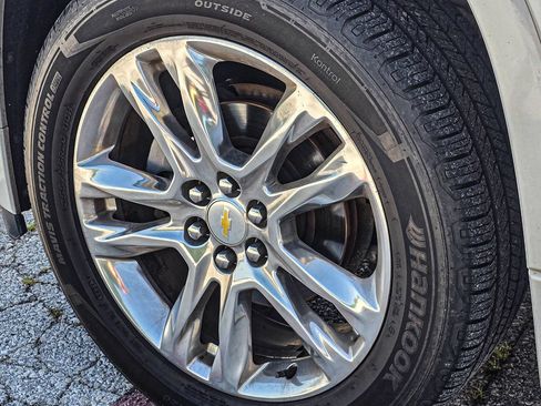 Used 2020 Chevrolet Traverse High Country w/ LPO, Floor Liner Package FWD image 7
