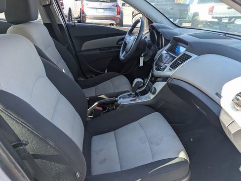 Used 2016 Chevrolet Cruze LS image 29