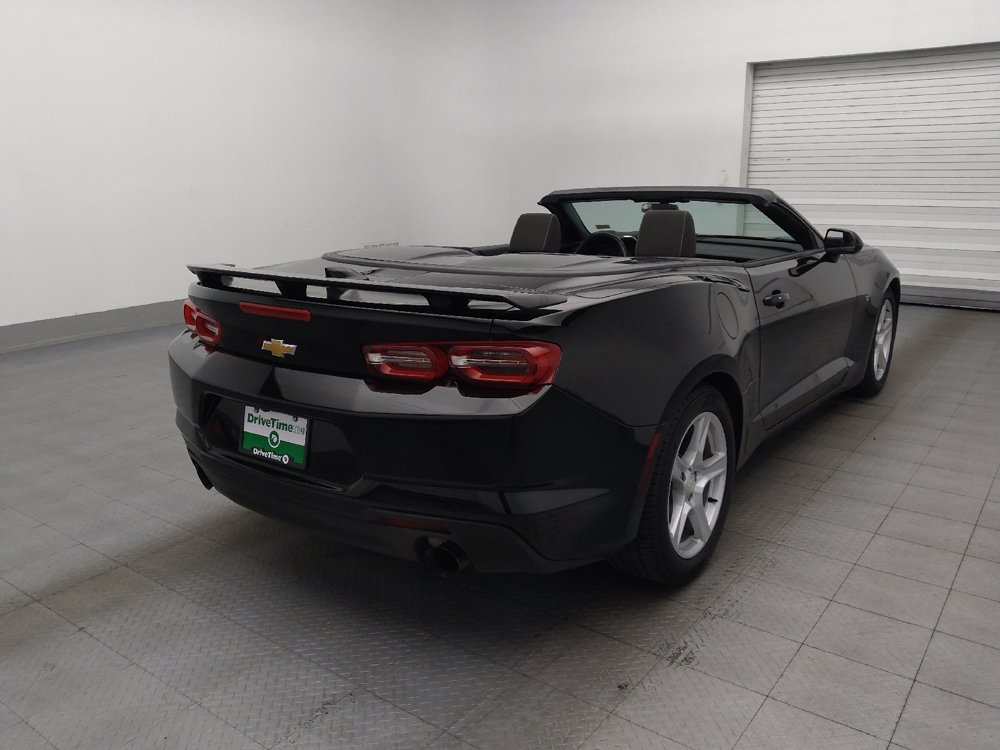 Used 2020 Chevrolet Camaro LT RWD image 9