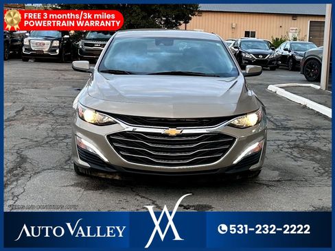 Used 2023 Chevrolet Malibu LT w/ Driver Confidence Package image 2