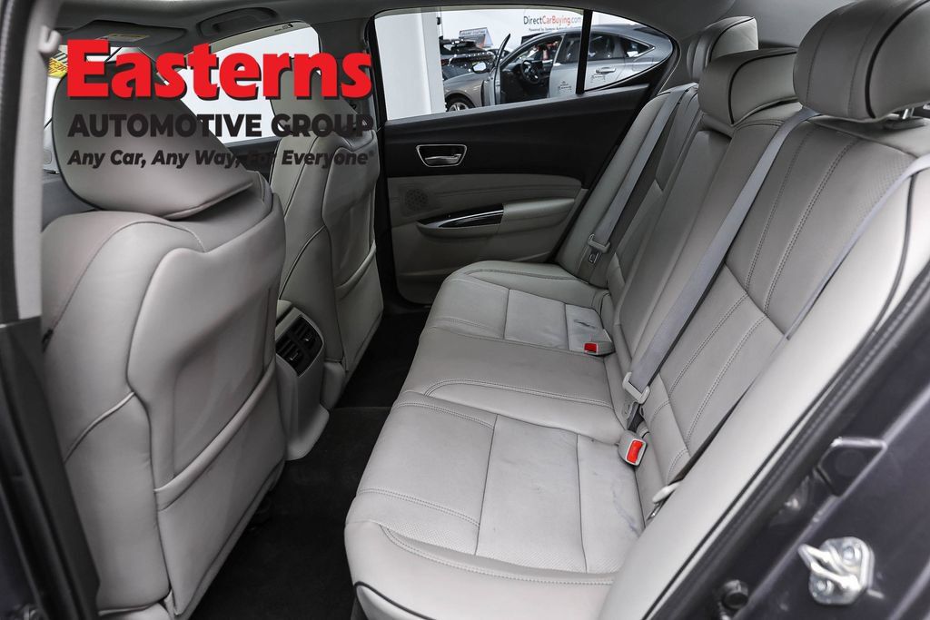 Used 2018 Acura TLX w/ Technology Package FWD image 25