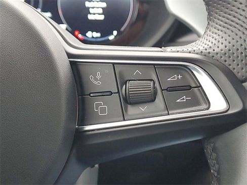 Used 2024 Dodge Hornet R/T w/ Tech Pack w/o Parking image 19