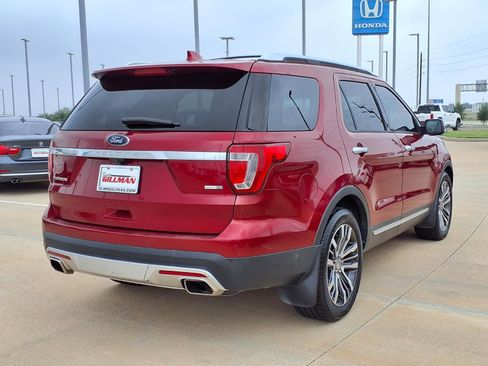 Used 2017 Ford Explorer Platinum AWD/4WD image 7