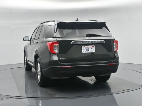 Certified 2022 Ford Explorer XLT image 34