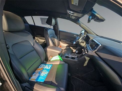 Used 2021 Kia Sportage S w/ S AWD Premium Package image 19